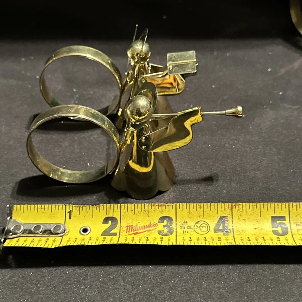NAPKIN RINGS Lot 4 Gold Tone Angels Blowing Horns Christmas Table Set‎ Setting